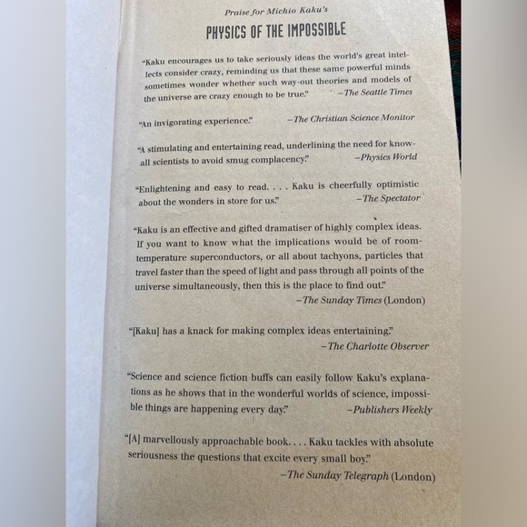 Bestseller Physics of the Impossible by Michio Kaku. Paperback. - Picture 3 of 6